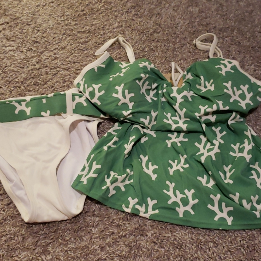 Tankini bathing suit